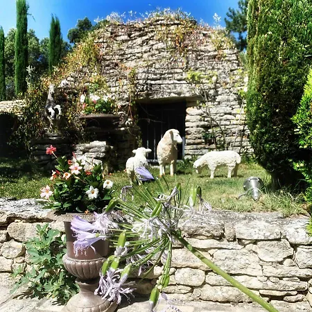 Hautvallon - Peaceful Escape In Provence Panzió *